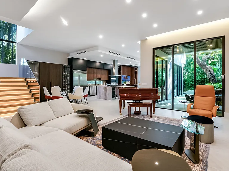 Lux Grove Villa photo 16