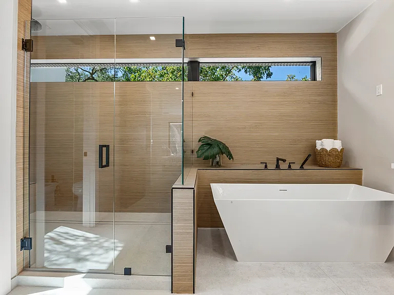 Lux Grove Villa photo 29