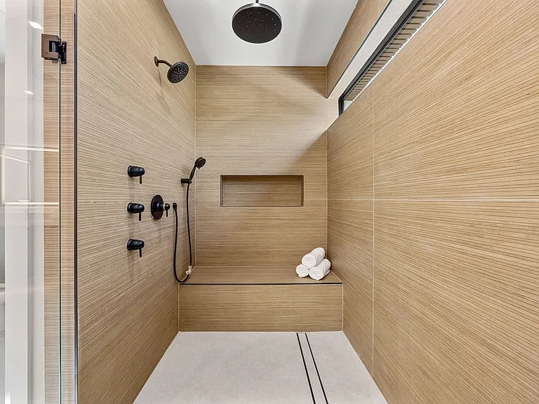 Lux Grove Villa photo 31