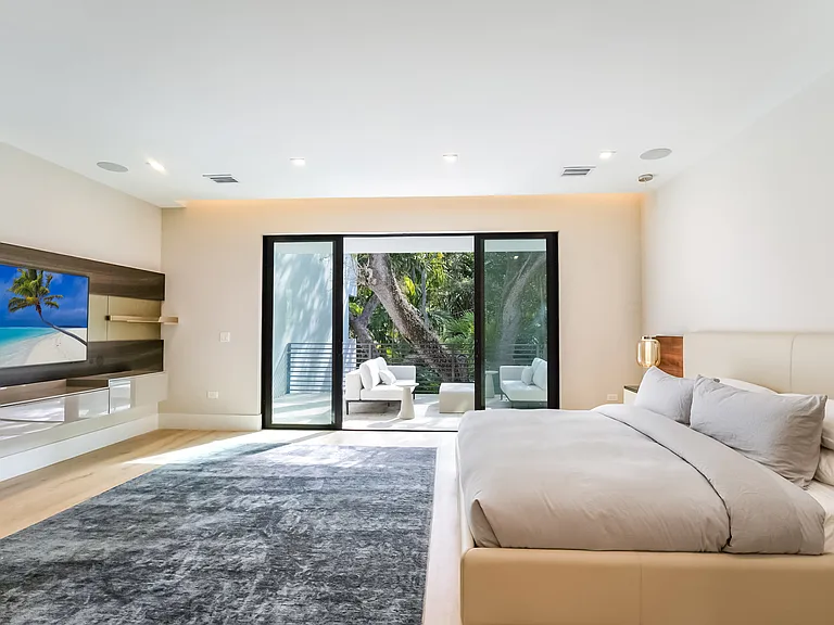 Lux Grove Villa photo 36