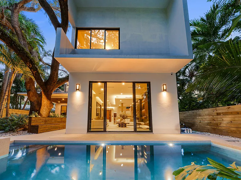 Lux Grove Villa photo 52