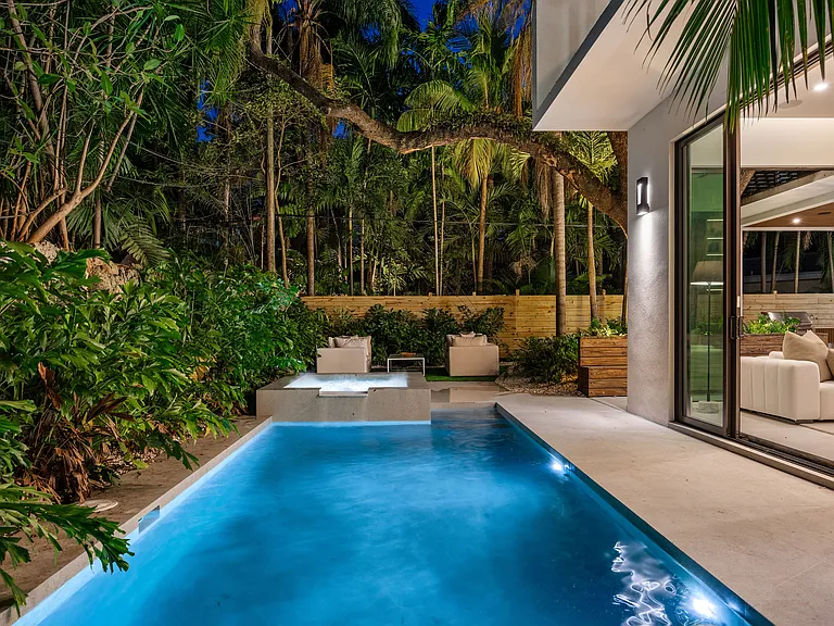 Lux Grove Villa photo 55
