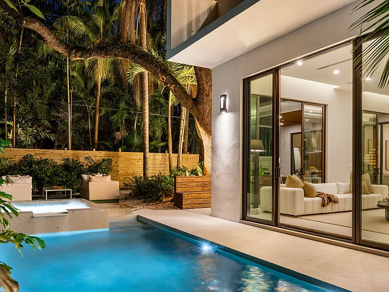 Lux Grove Villa photo 56